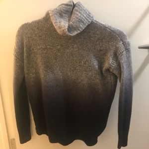 Aqua cashmere ombré turtleneck sweater